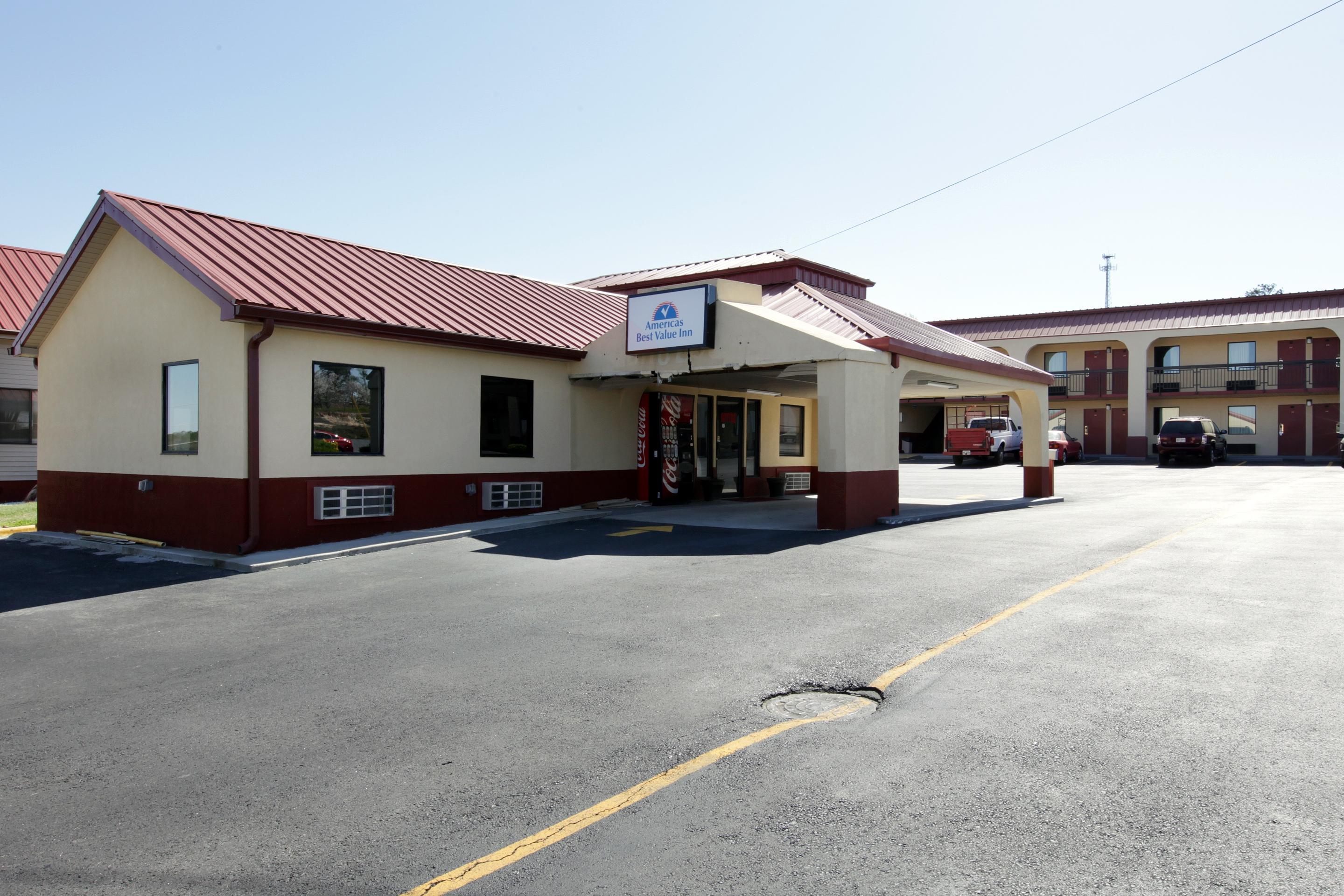 Americas Best Value Inn & Suites Macon Eksteriør billede