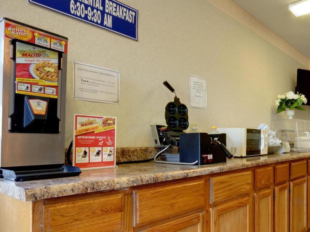 Americas Best Value Inn & Suites Macon Eksteriør billede